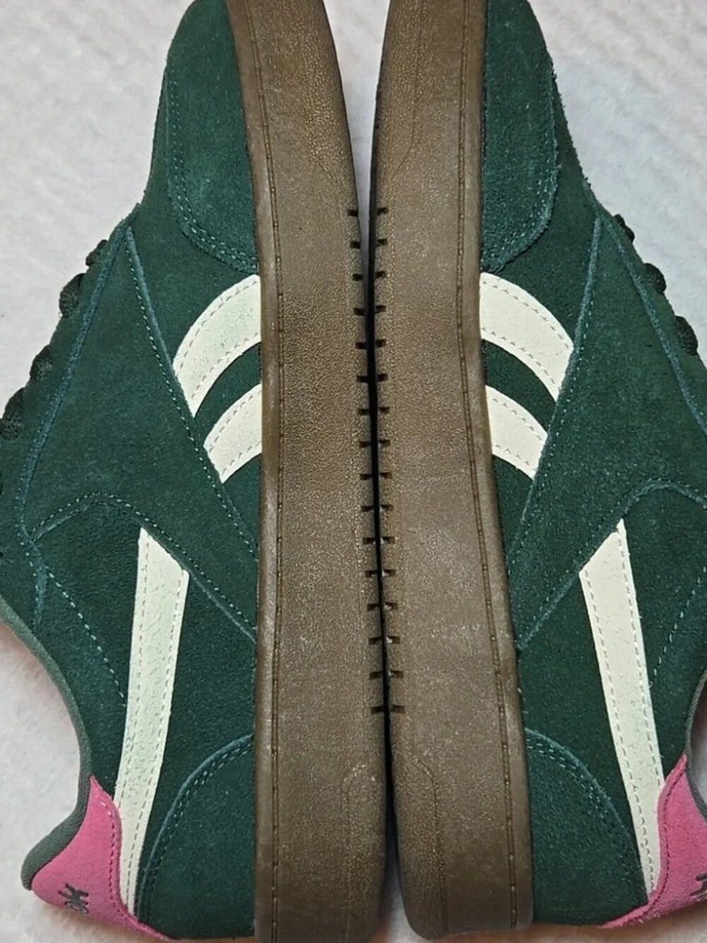 NWT Reebok Forte Lounger Green And Pink Suede Sneakers - Size 7.5 - Picture 2 of 6
